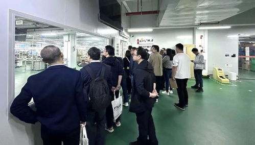 ums攸信携手e works福建标杆智能工厂考察团共话信息化创新发展